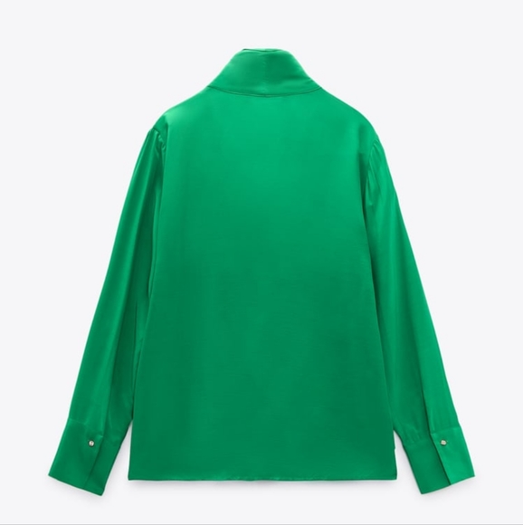 Zara blouse with tied bow - Picture 2 of 5